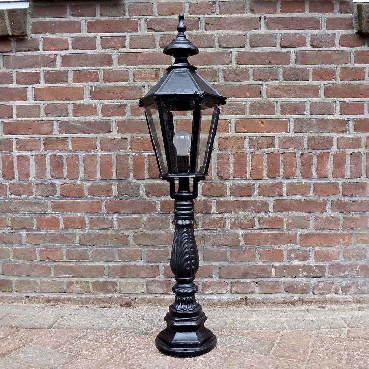 E14. Leliemast mini + lantern 6 sided small. Height: 102 cm