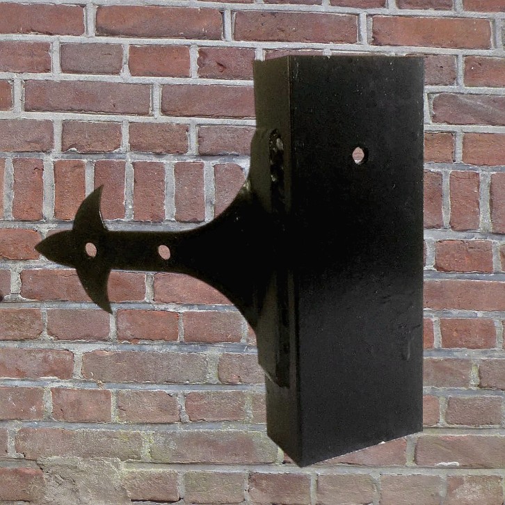 E263. Corner wall mount for wall lanterns