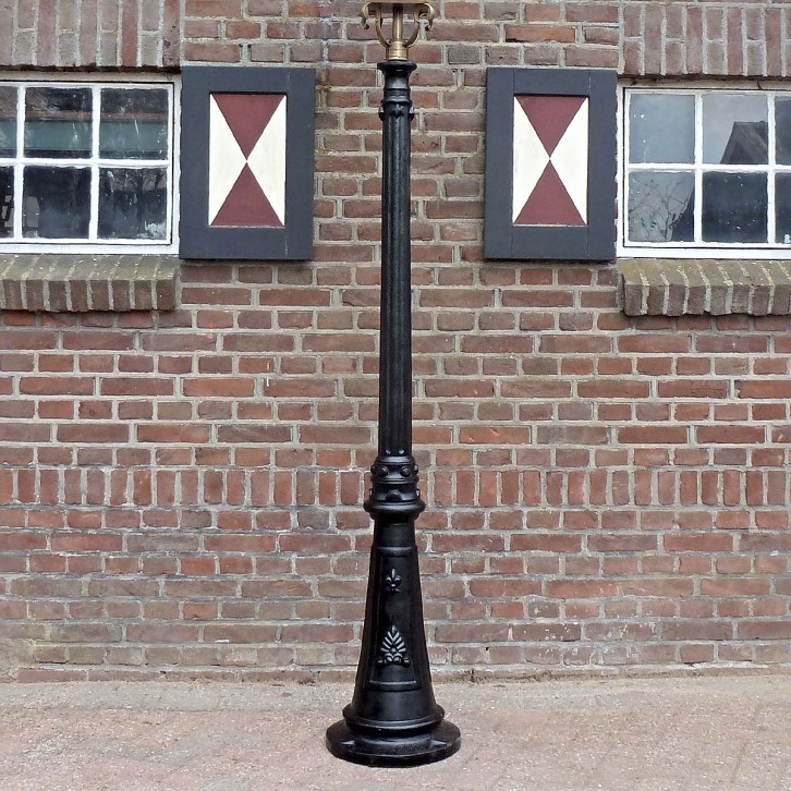 E72. Rotterdammer + copper lantern 4 sided 70. Height: 244 cm